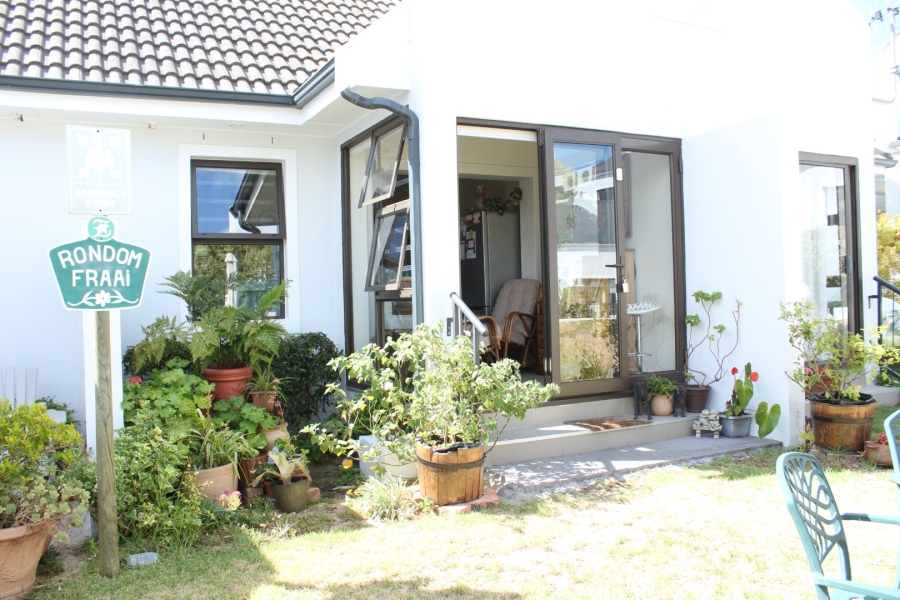 1 Bedroom Property for Sale in Zevenwacht Retirement Village Western Cape